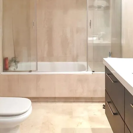 Spacious With Sea View In 140 M² Apartament