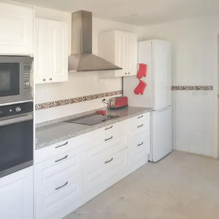 Spacious With Sea View In 140 M²