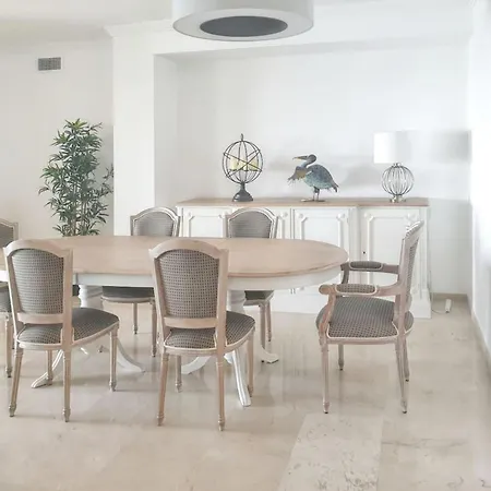 Lejlighed Spacious With Sea View In 140 M² *