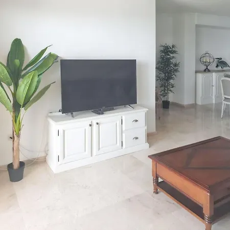 Lejlighed Spacious With Sea View In 140 M²